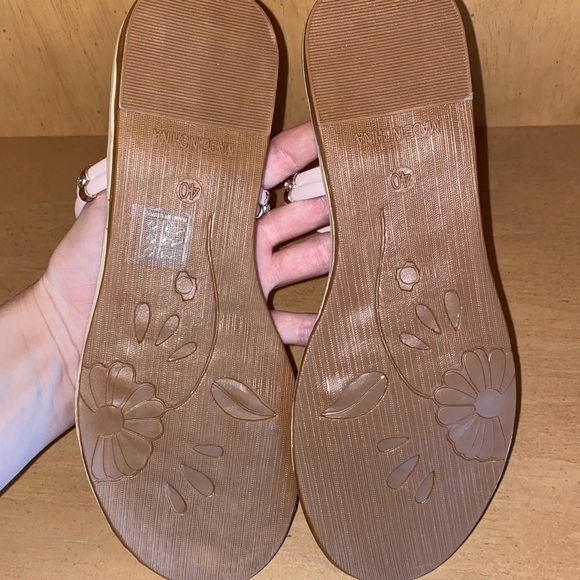 BLUSH PINK SANDALS W/ DETAILED FLORAL STRAP · SIZE 8 · NWT - Picture 5 of 5